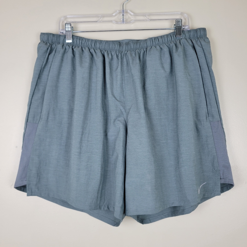 Nike Challenger Running Shorts